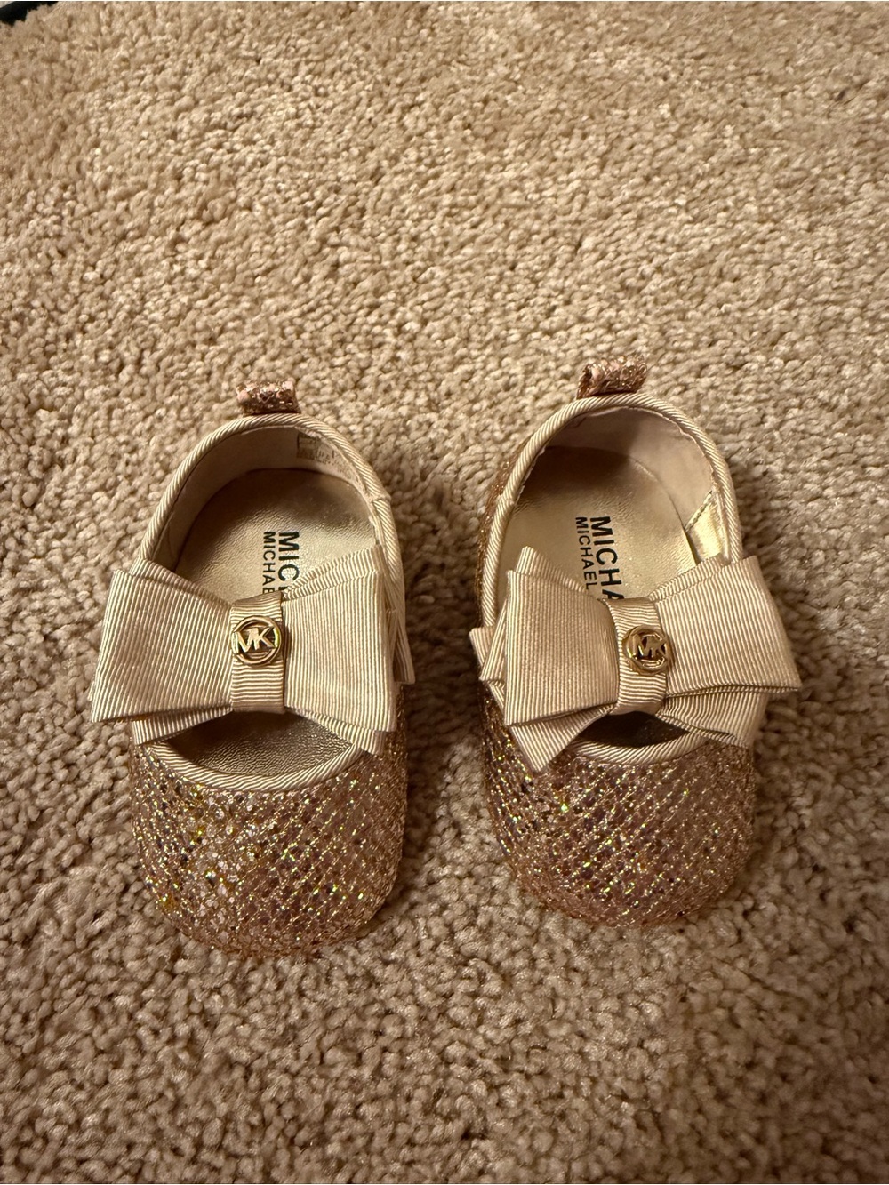 MICHAEL Michael Kors Glitter Gold Bow Baby Walkers